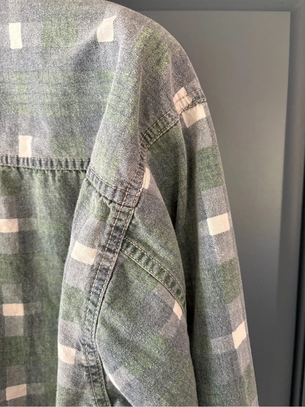 vintage Levi's button-down worker shirt distinctive green and white cris cross - Picture 6 of 13